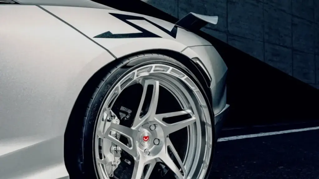 Новий Lamborghini Revuelto SV отримав кастомні колеса від Vossen