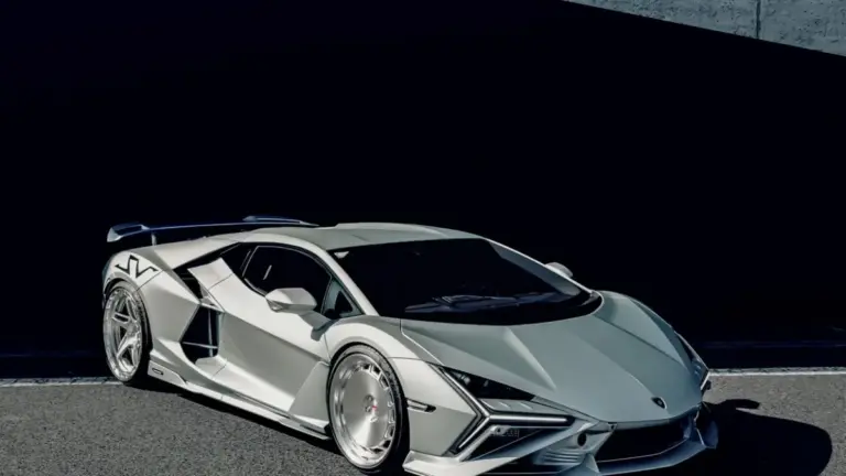 Новий Lamborghini Revuelto SV отримав кастомні колеса від Vossen