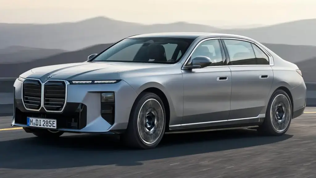 Оновлений седан BMW i7 отримав батареї з Neue Klasse та запас ходу до 600 км
