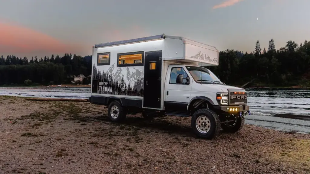 Overland Van Project представив експедиційний кемпер Tahoma E