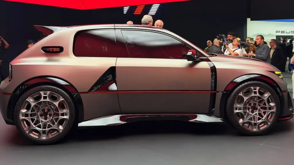 Peugeot розглядає можливість серійного виробництва концепту E-T16