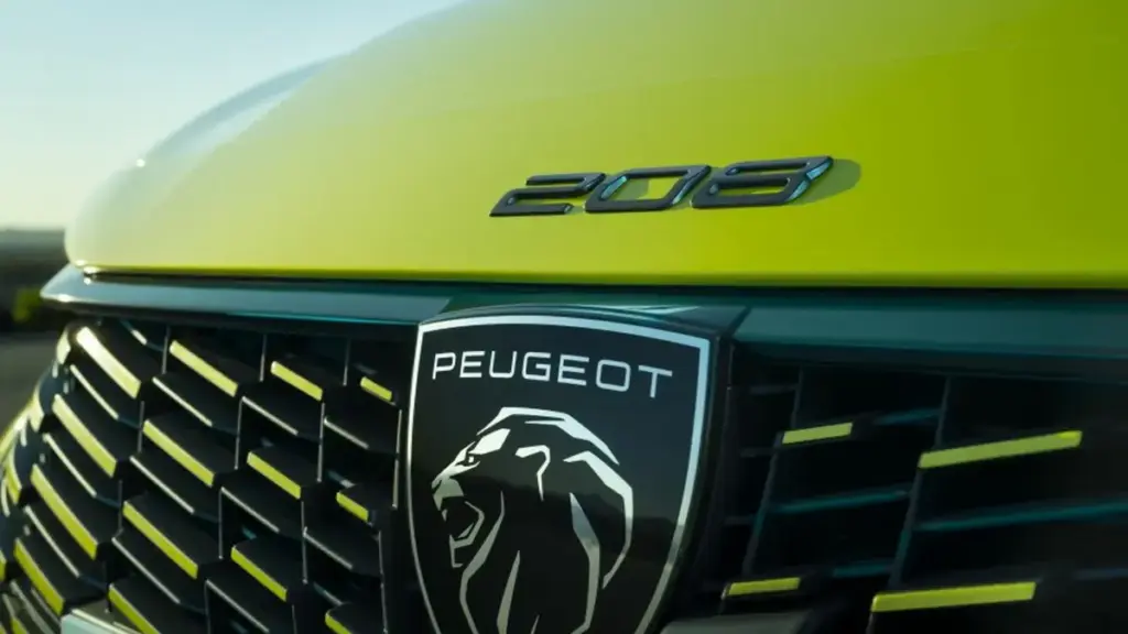 Peugeot відкликає хетчбеки 208 через помилку з охолоджувальною рідиною