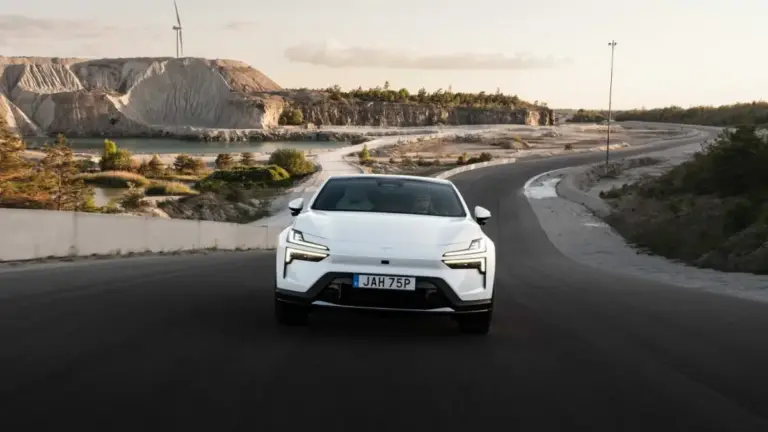 Polestar та Оксфорд виміряли емоції водіїв від керування електрокаром