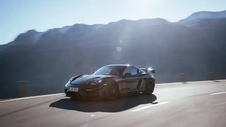 Porsche розширює кампанію «Не сідайте за кермо» через ризик втрати коліс