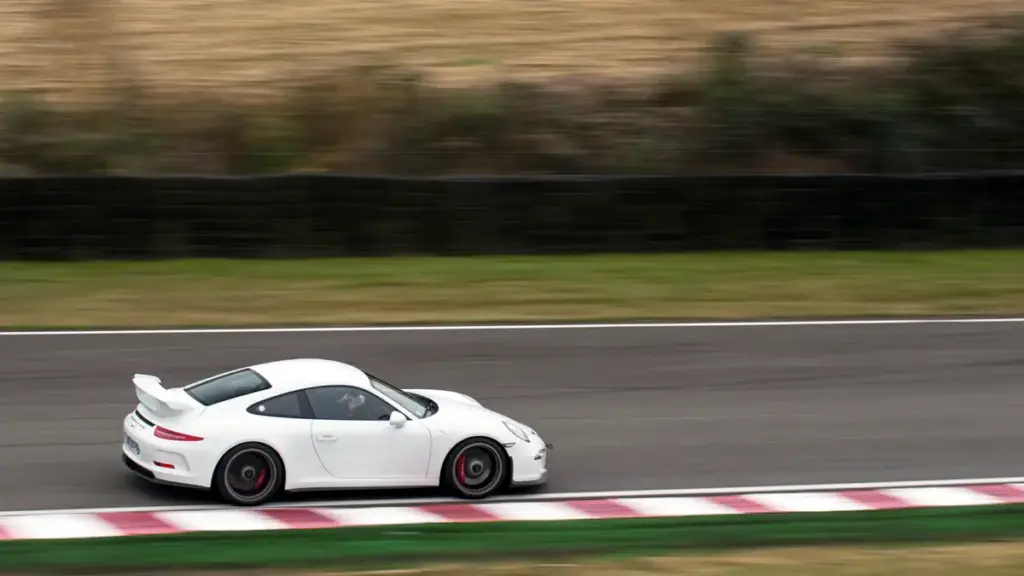 Porsche запускає спеціальні тренувальні курси для власників 911 GT3