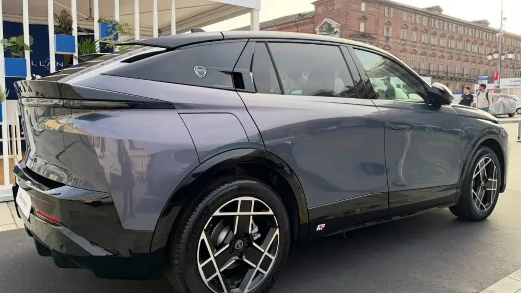 Повнопривідний електрокросовер Lancia Gamma HF Integrale оцінили від 58 950 євро