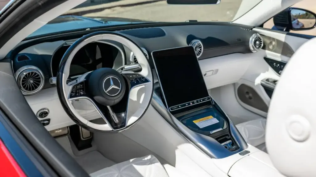 Практично новий Mercedes-Maybach SL 680 виставили на онлайн-аукціон