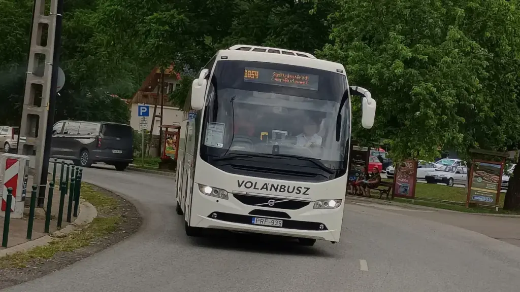 Преміальний автобус Volvo 9700 повертається на європейський ринок
