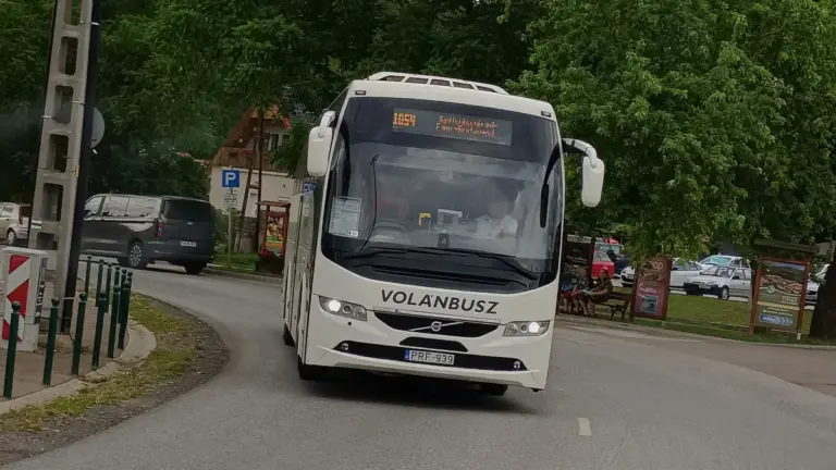 Преміальний автобус Volvo 9700 повертається на європейський ринок