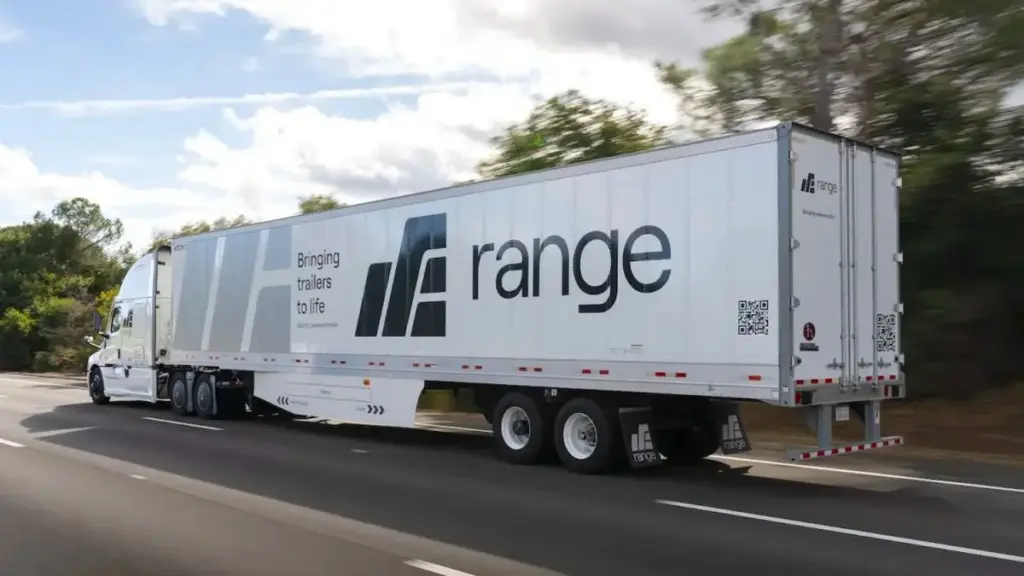 Range Energy порівняла економію від свого eTrailer та Tesla Semi