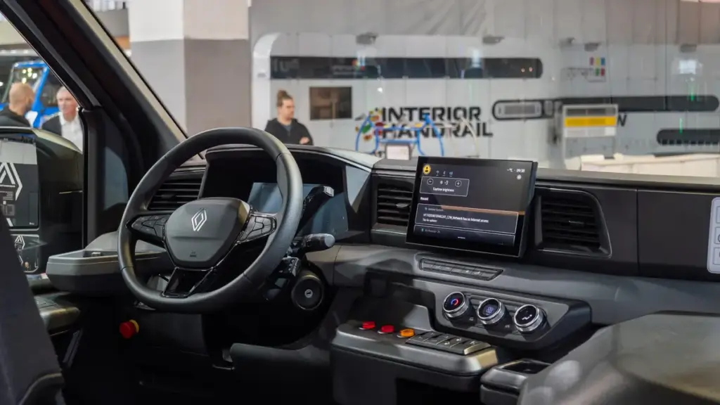 Renault Master Citybus E-Tech: новий електричний автобус на виставці Transexpo 2026
