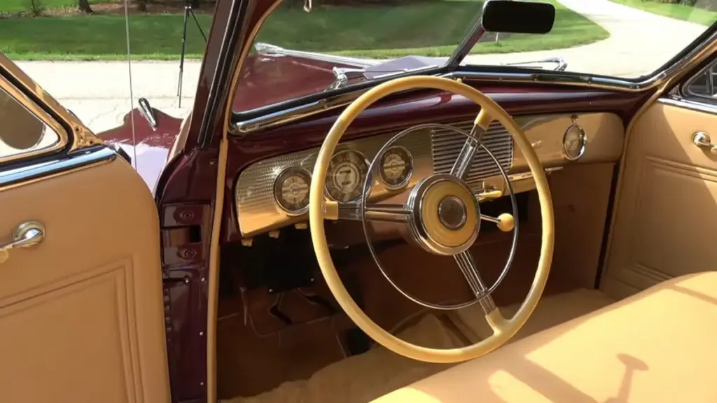 Рідкісний 1940 Buick Super Phaeton виставили на продаж