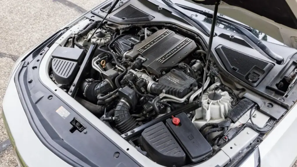 Рідкісний Cadillac CT6-V з двигуном Blackwing V8 виставили на аукціон