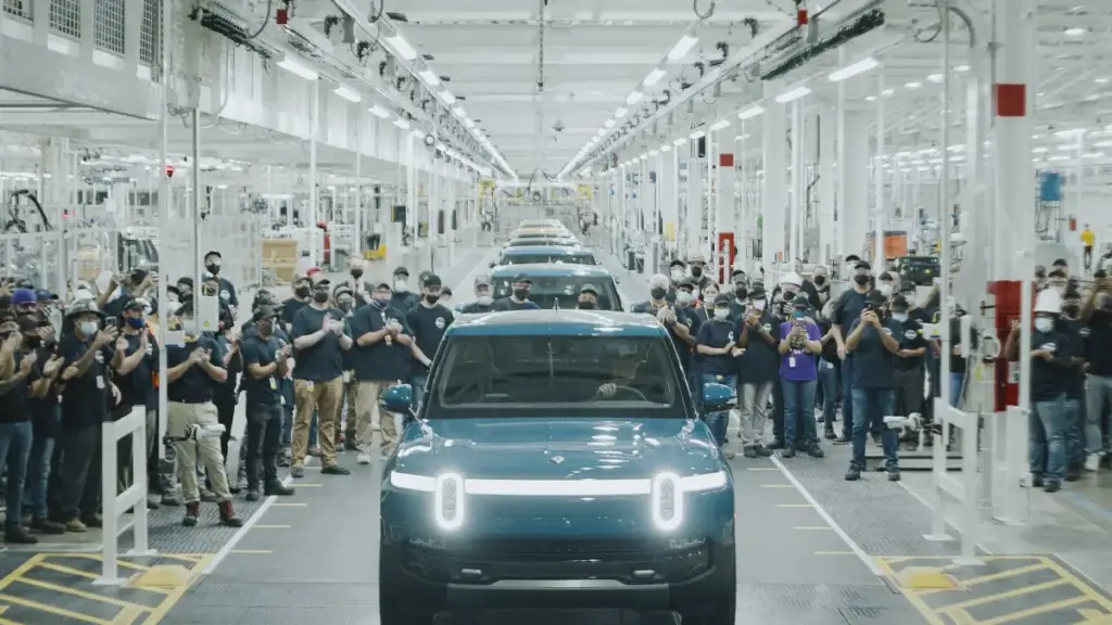 Rivian планує інтегрувати сторонні штучні інтелекти в свої електромобілі