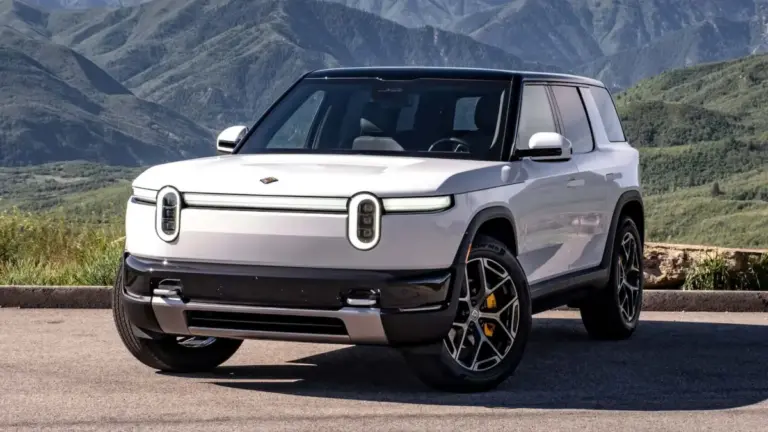 Rivian запускає бета-тестування нової системи автономного водіння Point to Point