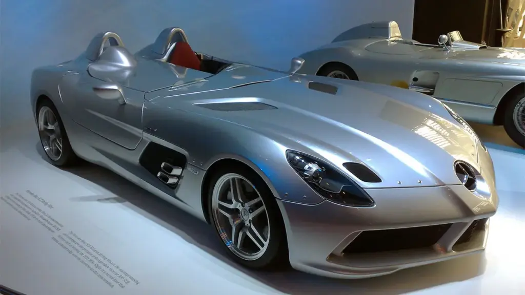 Ркісний суперкар Mercedes-Benz SLR McLaren Stirling Moss виставили на аукціон