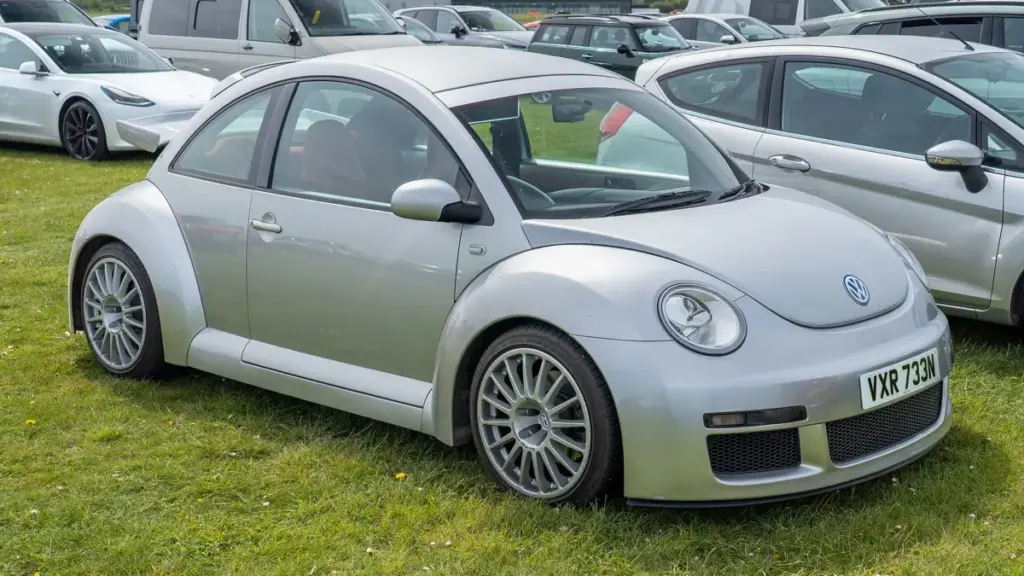 Ркісний Volkswagen Beetle RSi 2001 року випуску виставили на аукціон