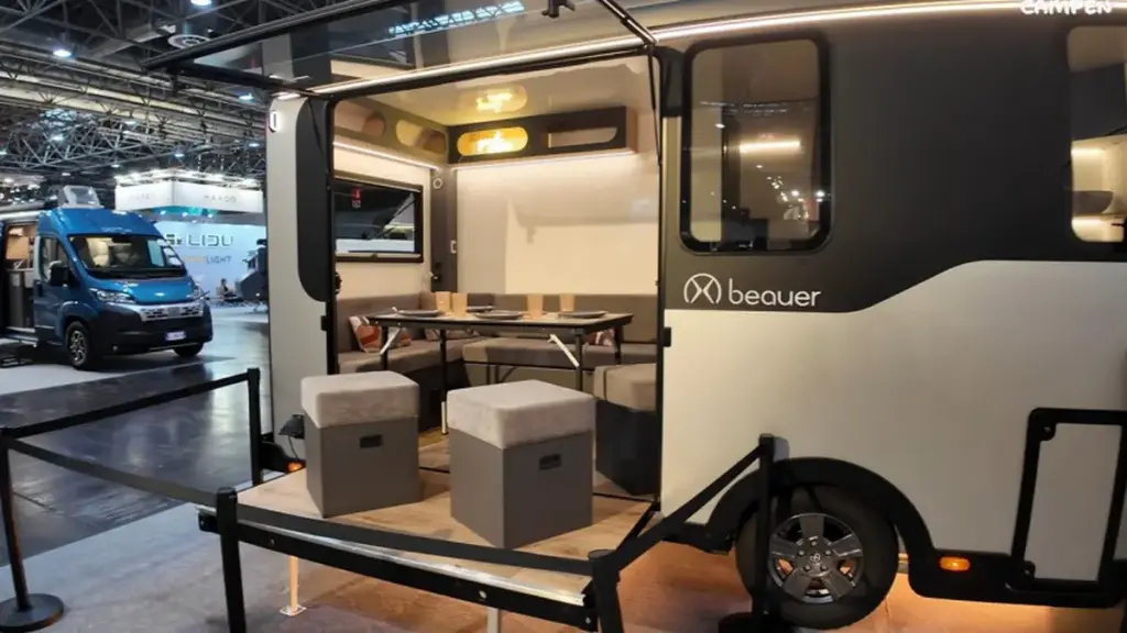 Розкладний дім на колесах Beauer X6 доступний для замовлення в Європі