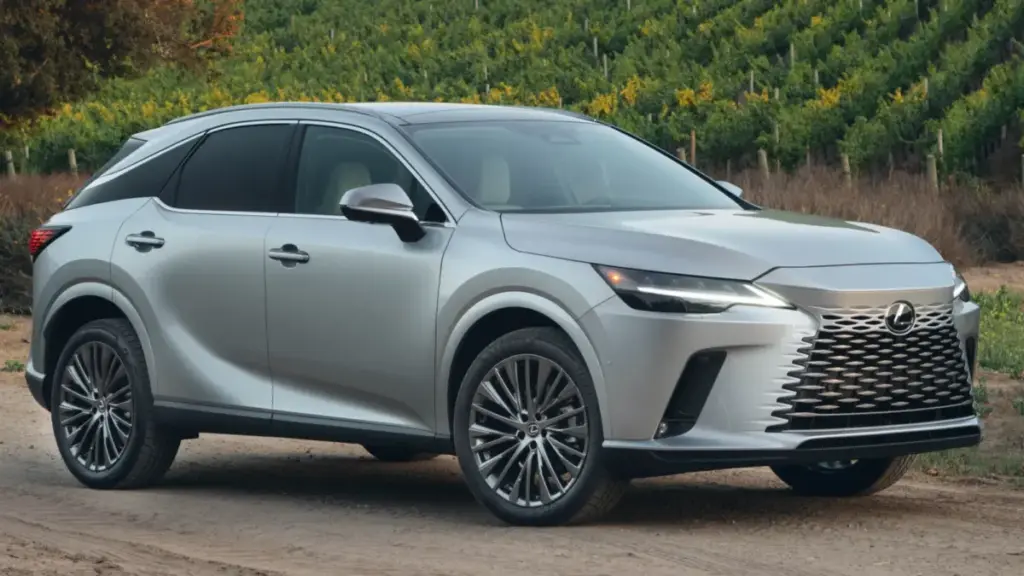 Що насправді означає абревіатура RX у назві кросовера Lexus RX