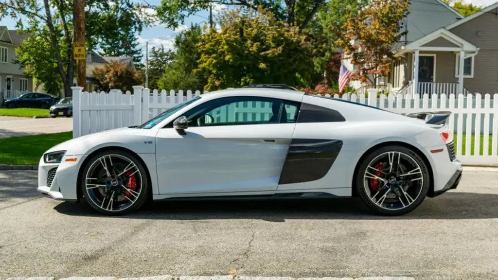 Шестирічний Audi R8 продали майже за початкову ціну попри викрадення