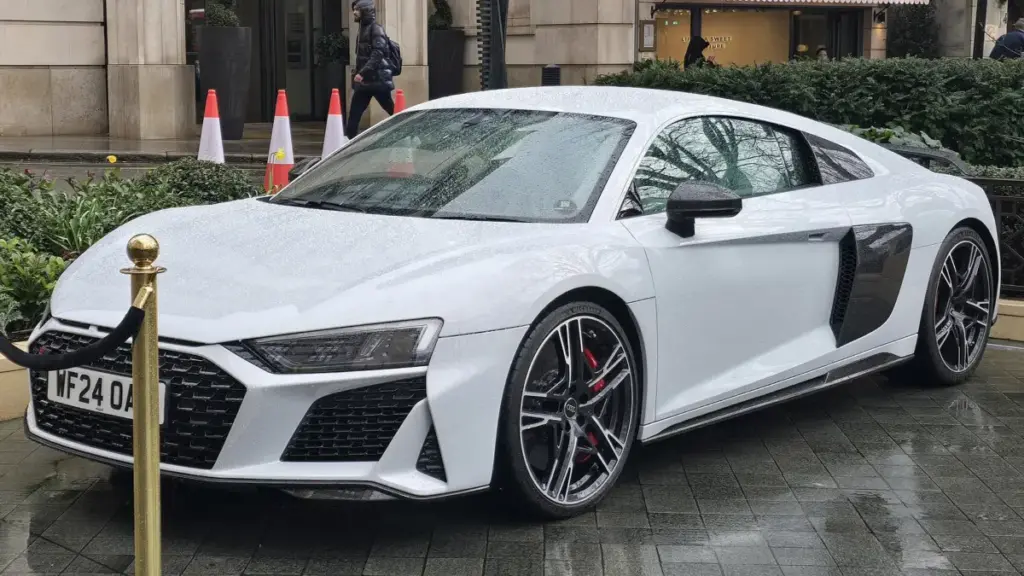 Шестирічний Audi R8 продали майже за початкову ціну попри викрадення