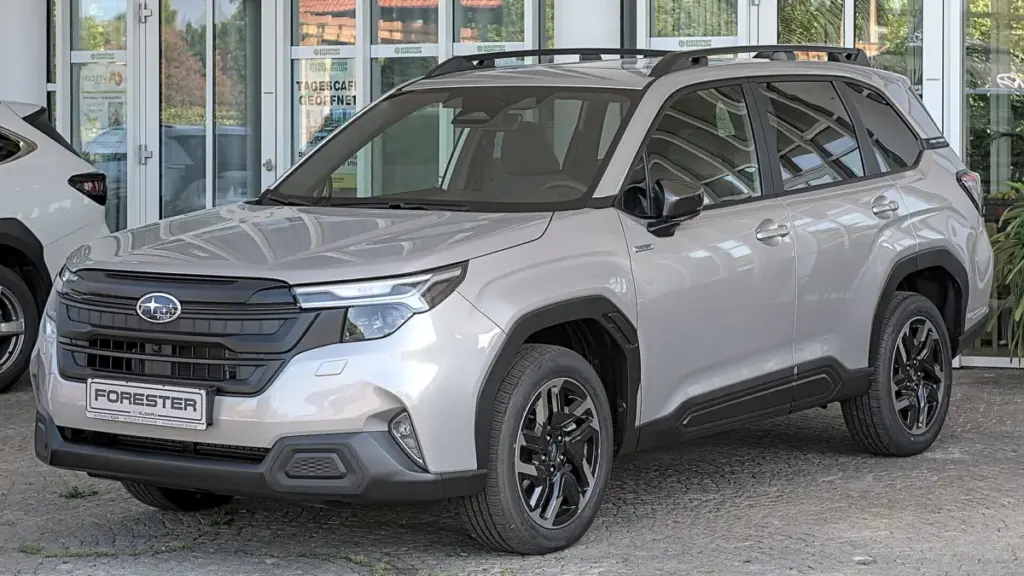 Subaru відкликає Crosstrek та Forester 2026 року через дефект підвіски