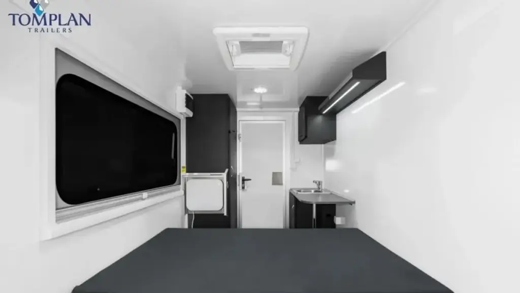 Tomplan представив надлегкий кемпер Midi Cargo XL вартістю від €8500
