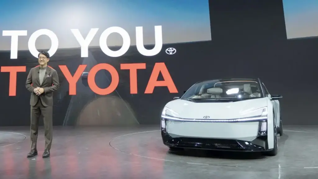 Toyota готує електричну Corolla: виробництво стартує у 2028 році