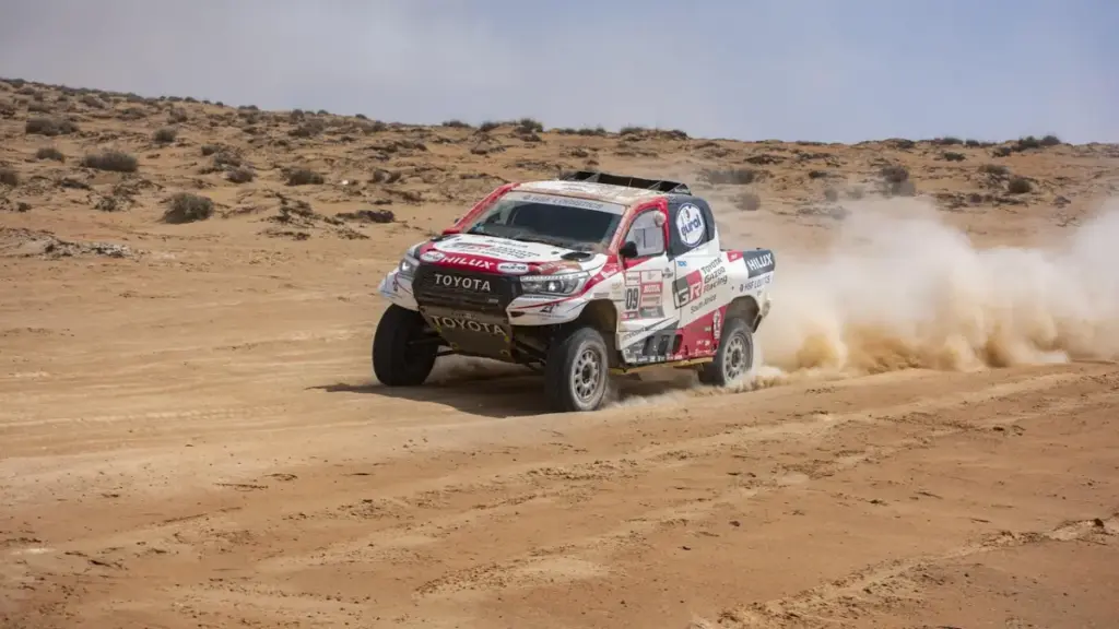 Toyota підготувала водневий пікап DKR GR FC Hilux до ралі «Дакар-2027»
