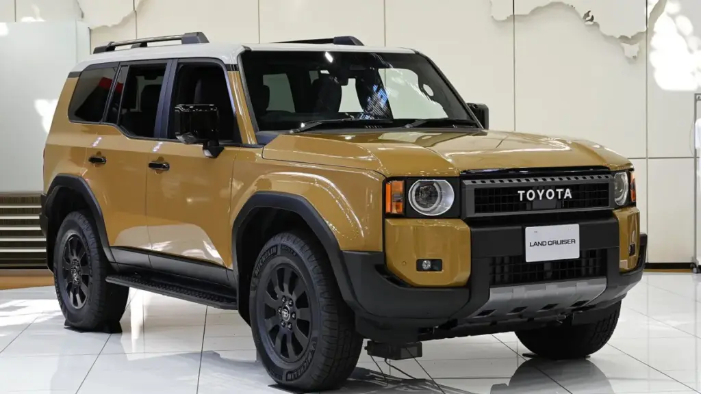 Toyota відкликає понад 105 000 кросоверів Land Cruiser через ризик витоку пального