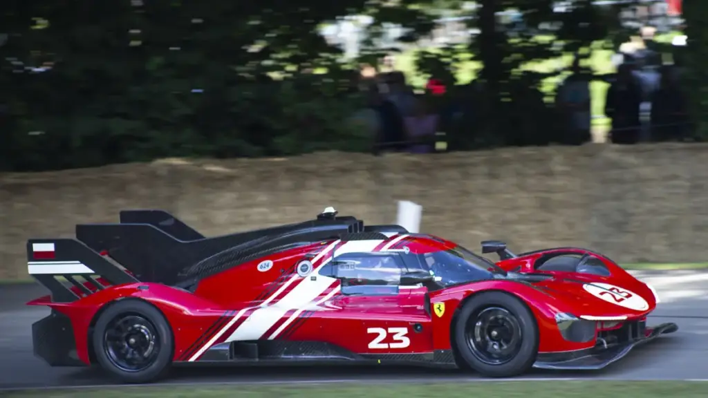 Трековий гіперкар Ferrari 499P Modificata виставили на аукціон