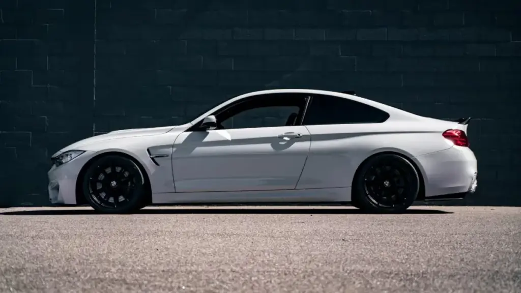 Тюнінгований BMW M4 2015 року виставили на продаж за $46 900