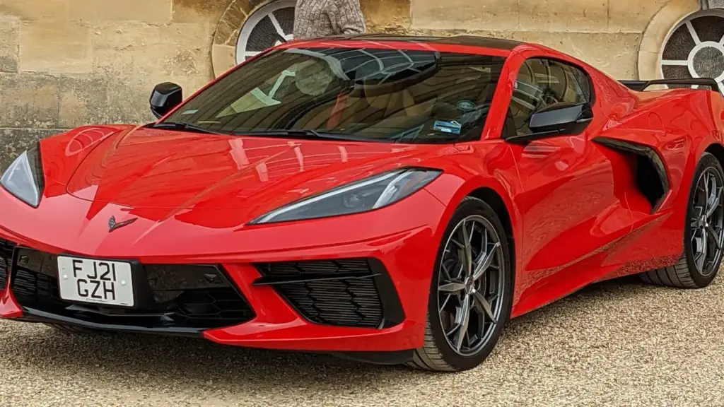 У GM оцінили шанси на випуск гібридного Chevrolet Corvette Z06X