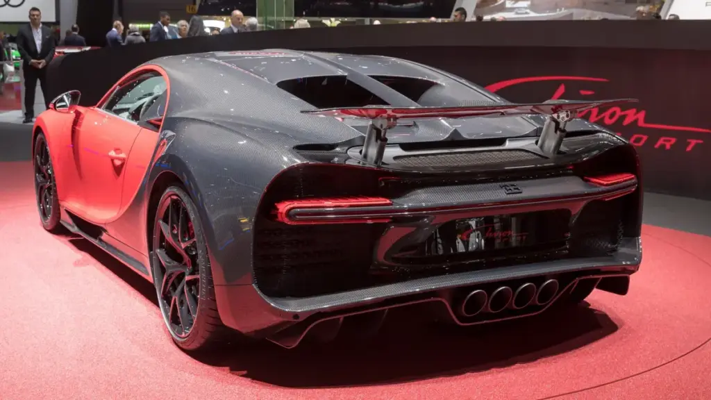 У Маямі розбили рідкісний Bugatti Chiron: ремонт обійдеться у стан статків