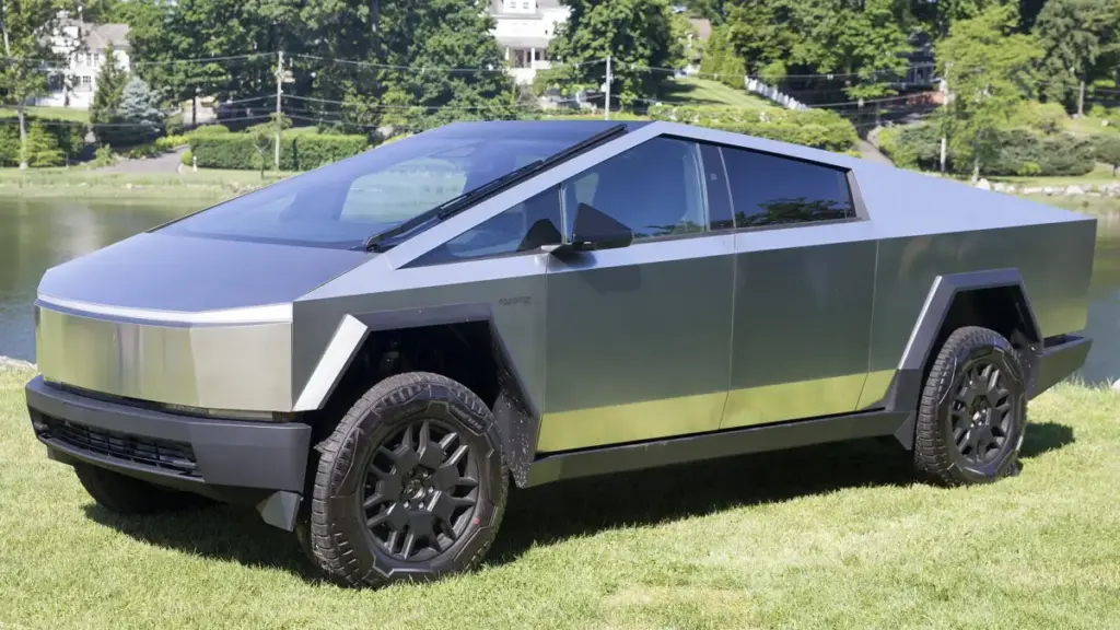 У Німеччині поліція зупинила пікап Tesla Cybertruck