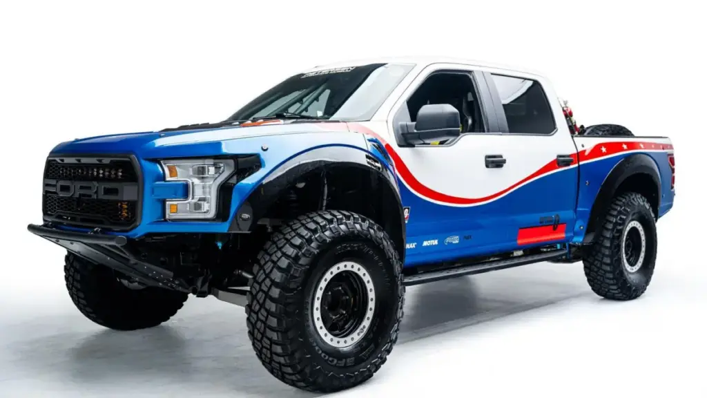 У США вживаний Ford F-150 продали за майже 200 тисяч доларів
