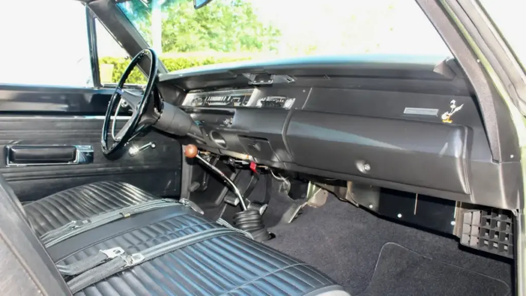 У США виставили на продаж рідкісний Plymouth Road Runner 1969 року за $250 000