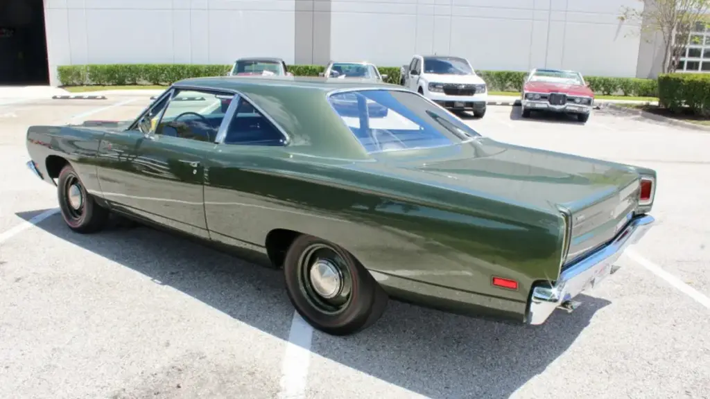 У США виставили на продаж рідкісний Plymouth Road Runner 1969 року за $250 000