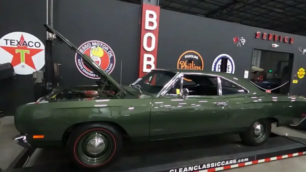 У США виставили на продаж рідкісний Plymouth Road Runner 1969 року за $250 000