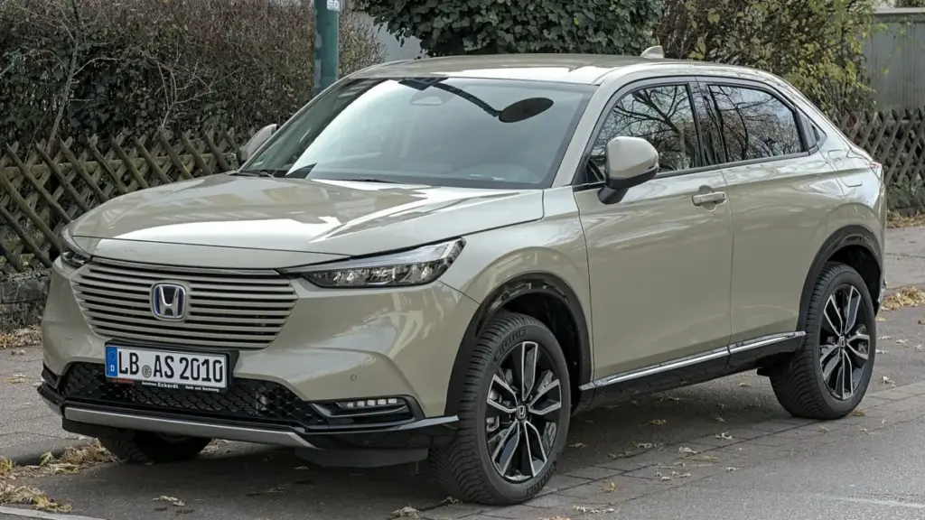 В Україну привезли гібридні кросовери Honda ZR-V у нових комплектаціях