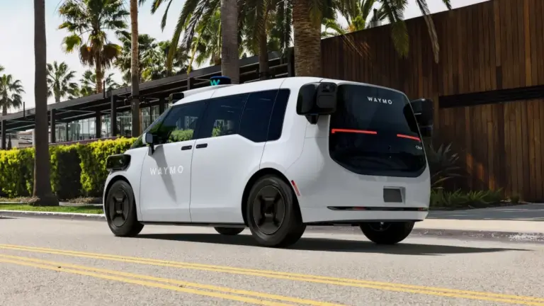 Waymo запустила послугу роботаксі в аеропорту Лас-Вегаса
