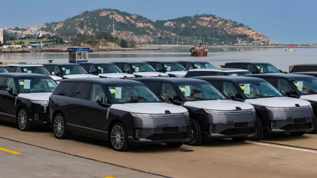 Xpeng нарощує експорт флагманського SUV GX на Близький Схід