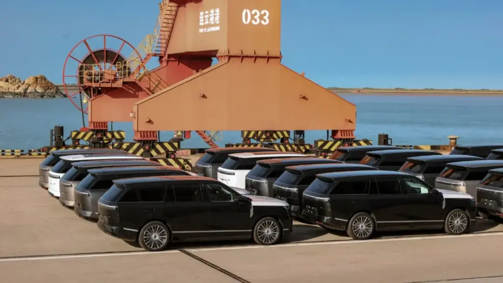 Xpeng нарощує експорт флагманського SUV GX на Близький Схід