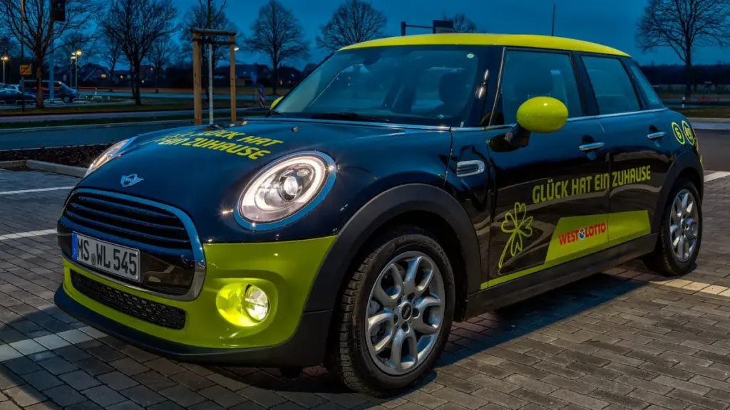 Європейський авторинку: продаж електромобілів зріс на 72,9% у вересні