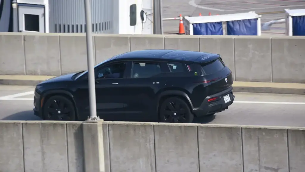Знецінення року: топовий Fisker Ocean втратив майже всю вартість за рік